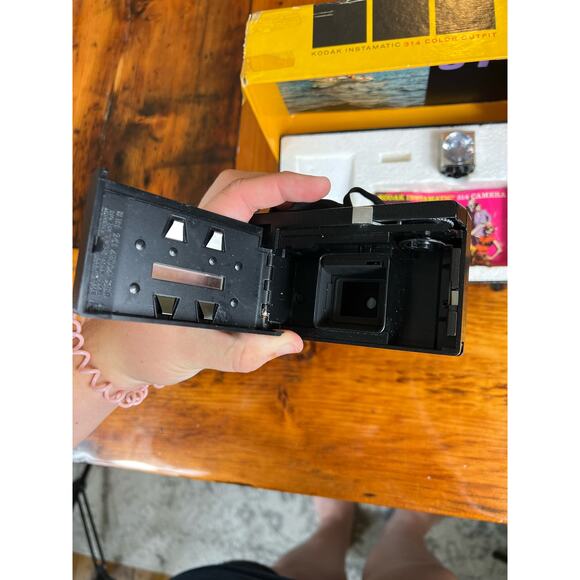 Vintage In Box Kodiak Instamax 314 Film Camera and manual - Picture 4 of 13